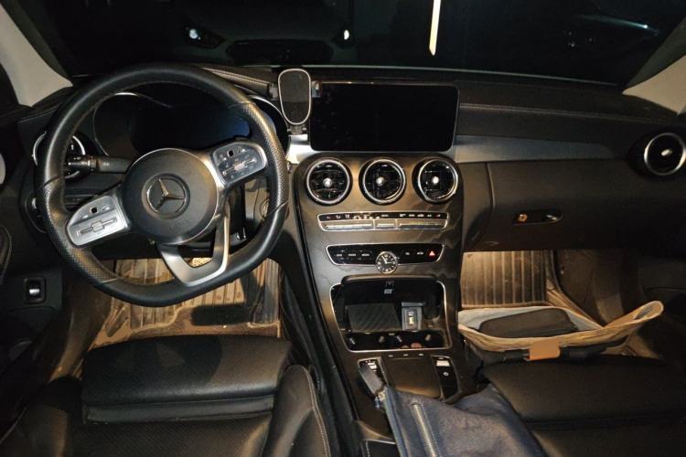 Used Mercedes-Benz C-Class 2021 C 260 L Sport Edition Star Collection Center Console
