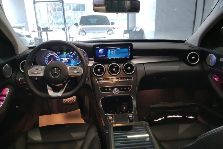 Used Mercedes-Benz C-Class 2021 C 260 L Sport Edition Star Collection Center Console