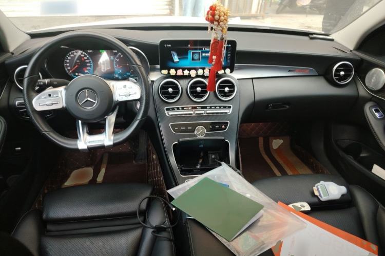 Used Mercedes-Benz C-Class 2021 C 260 L Sport Edition Star Collection Center Console