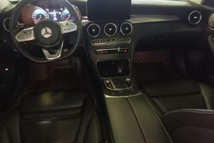 Used Mercedes-Benz C-Class 2021 C 260 L Sport Edition Center Console