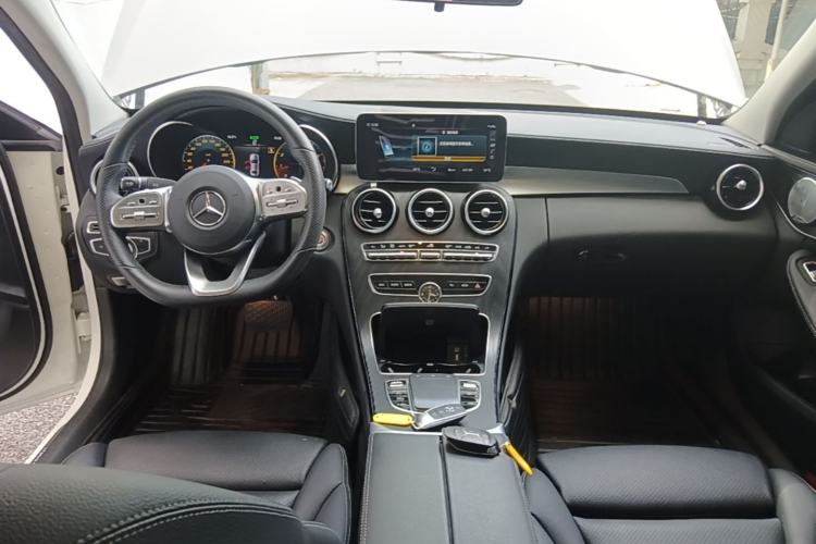 Used Mercedes-Benz C-Class 2021 C 260 L Sport Edition Star Collection Center Console