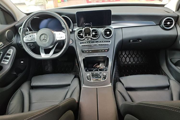 Used Mercedes-Benz C-Class 2021 C 200 L Fashion Edition Sport Version Center Console