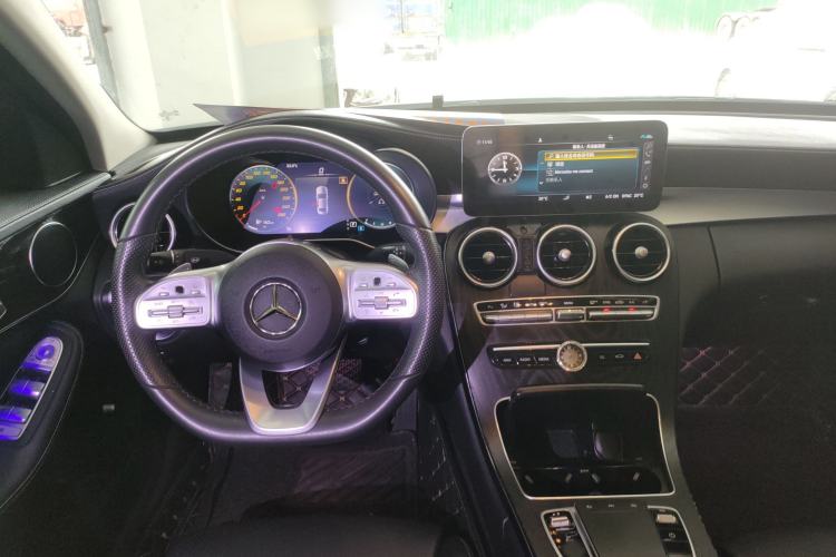 Used Mercedes-Benz C-Class 2021 C 200 L Fashion Edition Sport Version Center Console