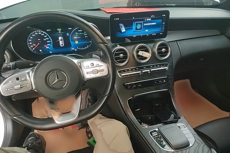 Used Mercedes-Benz C-Class 2021 C 260 Coupe Center Console