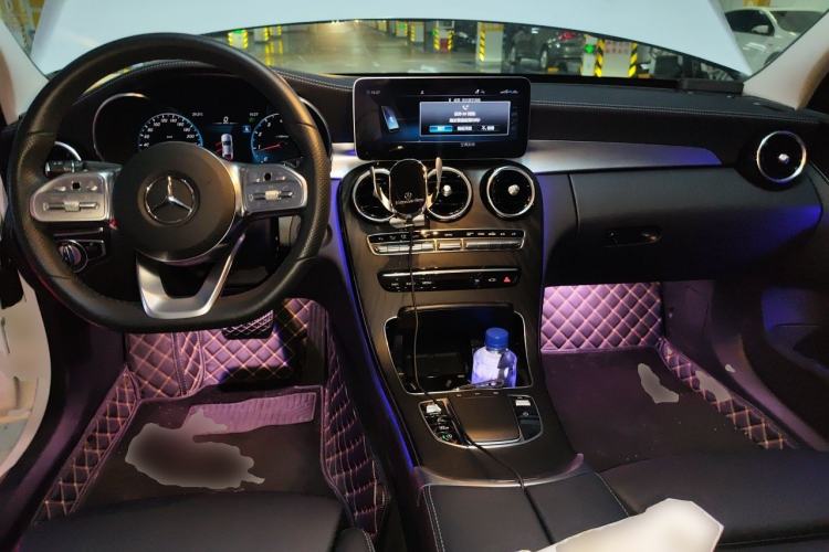 Used Mercedes-Benz C-Class 2021 C 200 L Fashion Edition Sport Version Center Console