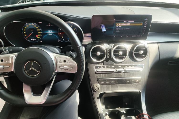 Used Mercedes-Benz C-Class 2021 C 200 L Fashion Edition Sport Version Center Console