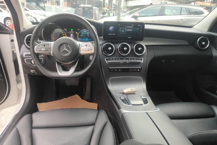 Used Mercedes-Benz C-Class 2021 C 260 L Sport Edition Center Console