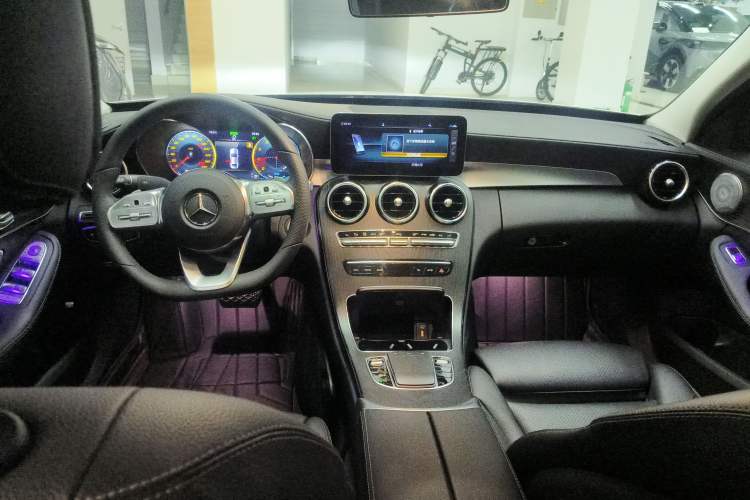 Used Mercedes-Benz C-Class 2021 C 260 L Sport Edition Center Console