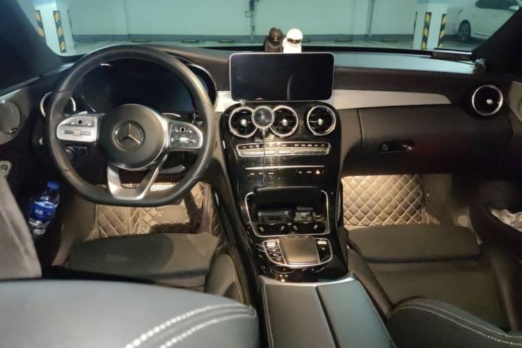 Used Mercedes-Benz C-Class 2021 C 260 Star Edition Center Console