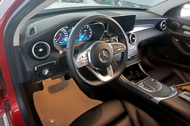 Used Mercedes-Benz C-Class 2021 C 260 L Sport Edition Center Console