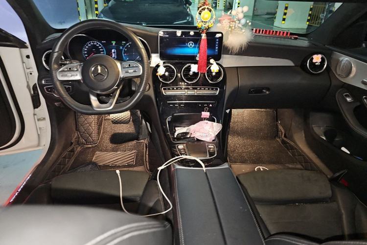 Used Mercedes-Benz C-Class 2021 C 260 Star Edition Center Console