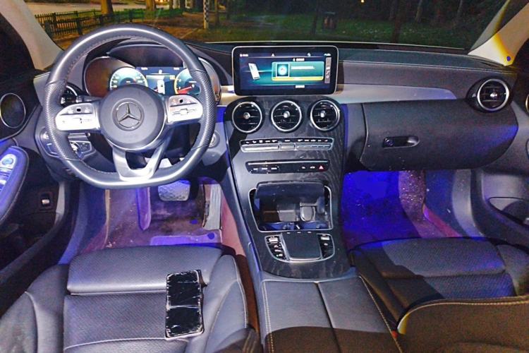 Used Mercedes-Benz C-Class 2021 C 200 L Fashion Edition Sport Version Center Console