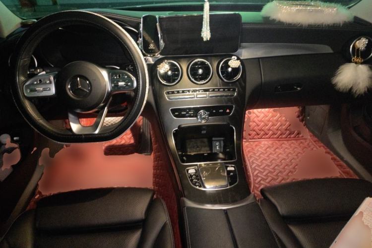 Used Mercedes-Benz C-Class 2021 C 260 L Sport Edition Star Collection Center Console