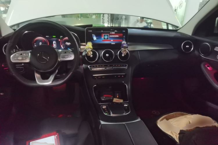 Used Mercedes-Benz C-Class 2021 C 260 L Sport Edition Center Console