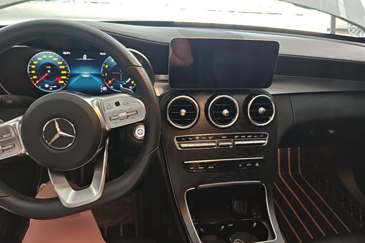 Used Mercedes-Benz C-Class 2021 C 200 L Fashion Edition Sport Version Center Console
