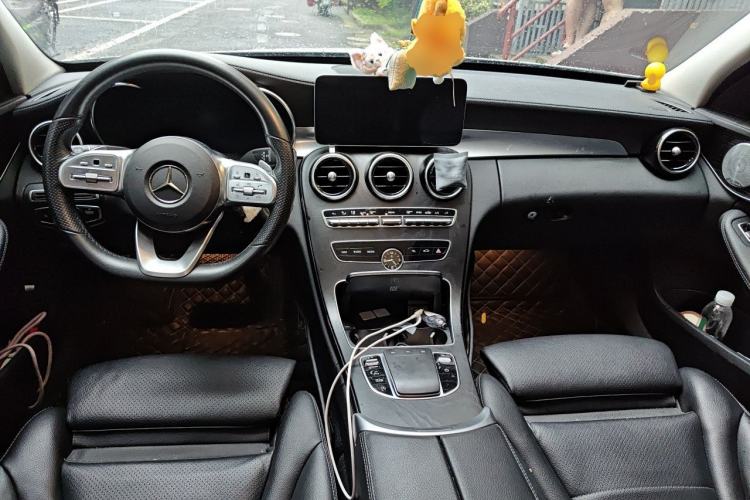 Used Mercedes-Benz C-Class 2021 C 260 L Sport Edition Star Collection Center Console