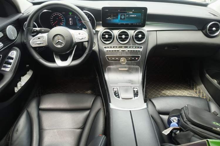 Used Mercedes-Benz C-Class 2021 C 260 L Sport Edition Star Collection Center Console