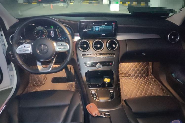 Used Mercedes-Benz C-Class 2021 C 260 L Sport Edition Star Collection Center Console