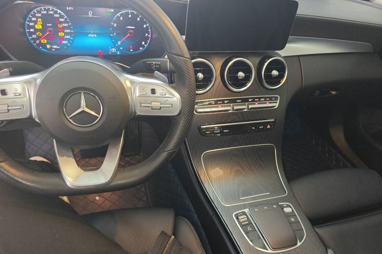 Used Mercedes-Benz C-Class 2021 C 200 L Fashion Edition Sport Version Center Console