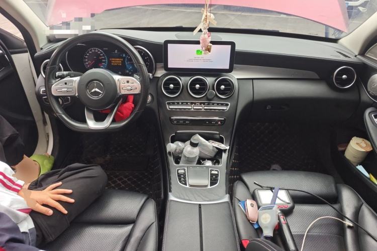 Used Mercedes-Benz C-Class 2021 C 200 L Fashion Edition Sport Version Center Console