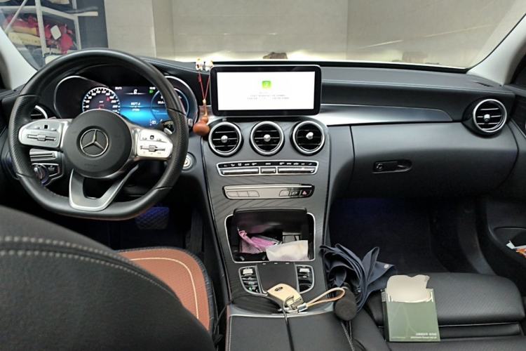 Used Mercedes-Benz C-Class 2021 C 200 L Fashion Edition Sport Version Center Console