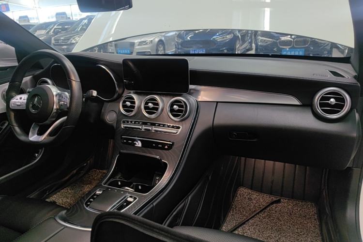 Used Mercedes-Benz C-Class 2021 C 260 Coupe Center Console