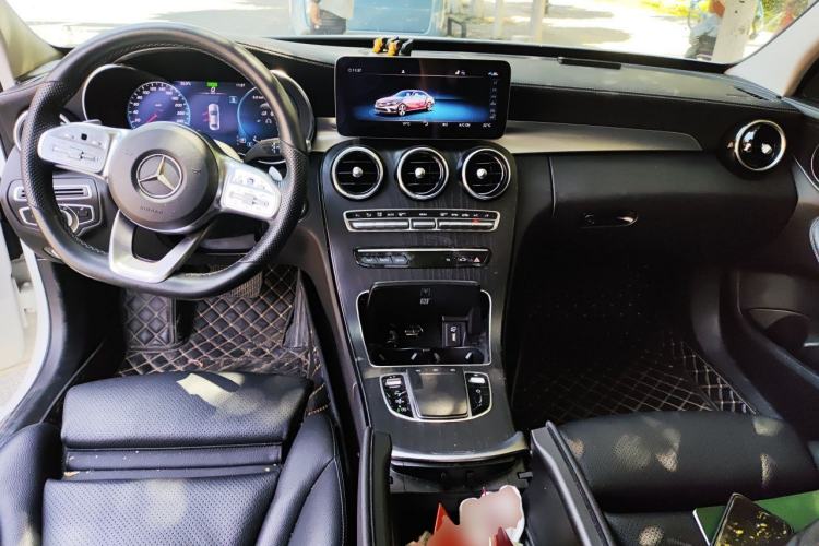 Used Mercedes-Benz C-Class 2021 C 260 L Sport Edition Center Console