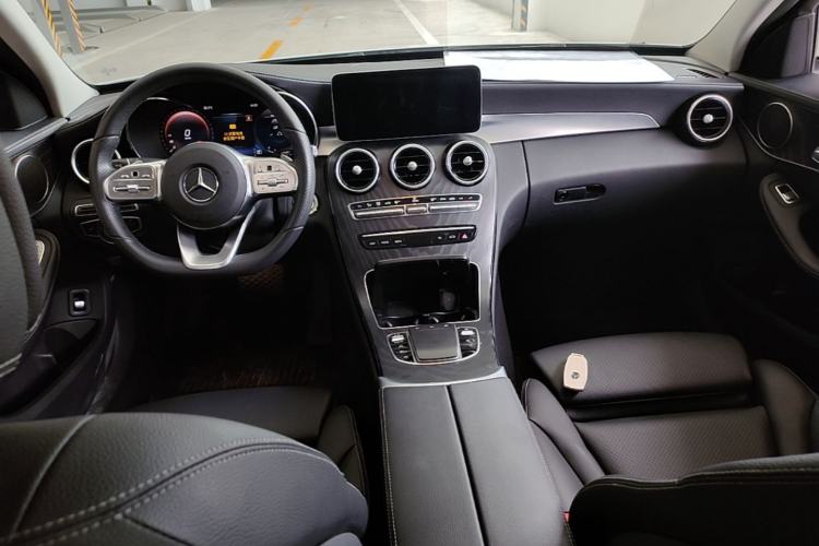 Used Mercedes-Benz C-Class 2021 C 200 L Fashion Edition Sport Version Center Console