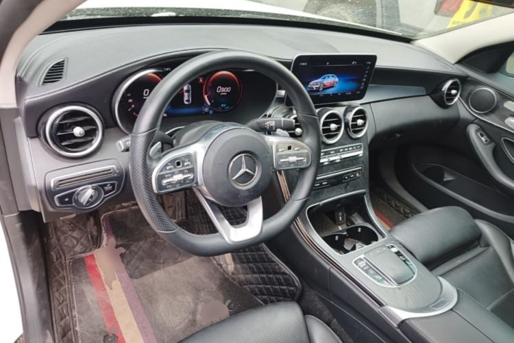 Used Mercedes-Benz C-Class 2021 C 260 L Sport Edition Center Console