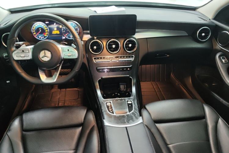 Used Mercedes-Benz C-Class 2021 C 200 L Fashion Edition Sport Version Center Console