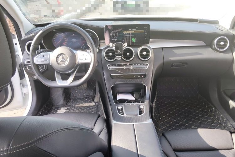 Used Mercedes-Benz C-Class 2021 C 200 L Fashion Edition Sport Version Center Console
