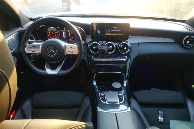 Used Mercedes-Benz C-Class 2021 C 260 Star Edition Center Console