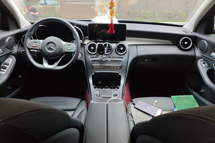 Used Mercedes-Benz C-Class 2021 C 200 L Fashion Edition Sport Version Center Console