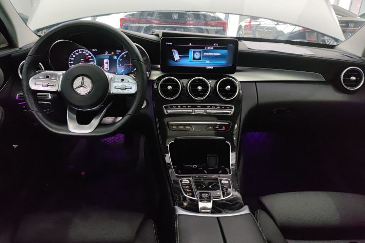 Used Mercedes-Benz C-Class 2021 C 200 L Fashion Edition Sport Version Center Console