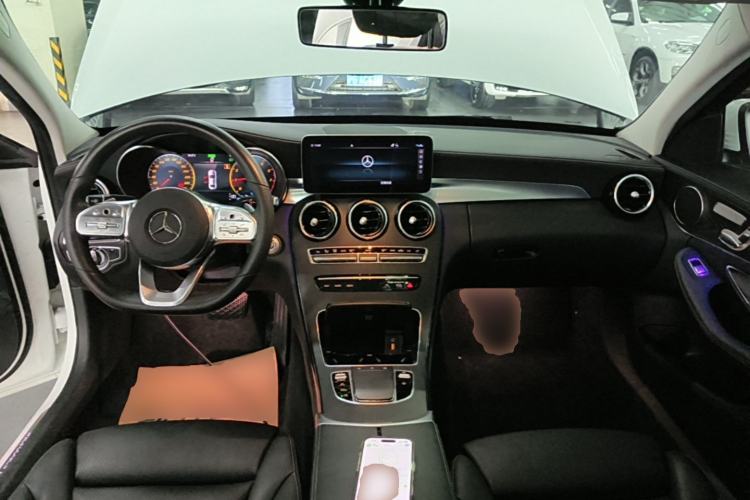 Used Mercedes-Benz C-Class 2021 C 260 L Sport Edition Center Console