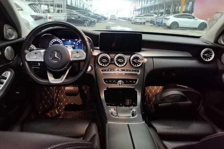 Used Mercedes-Benz C-Class 2021 C 260 L Sport Edition Star Collection Center Console