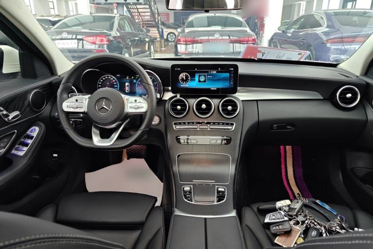 Used Mercedes-Benz C-Class 2021 C 200 L Fashion Edition Sport Version Center Console