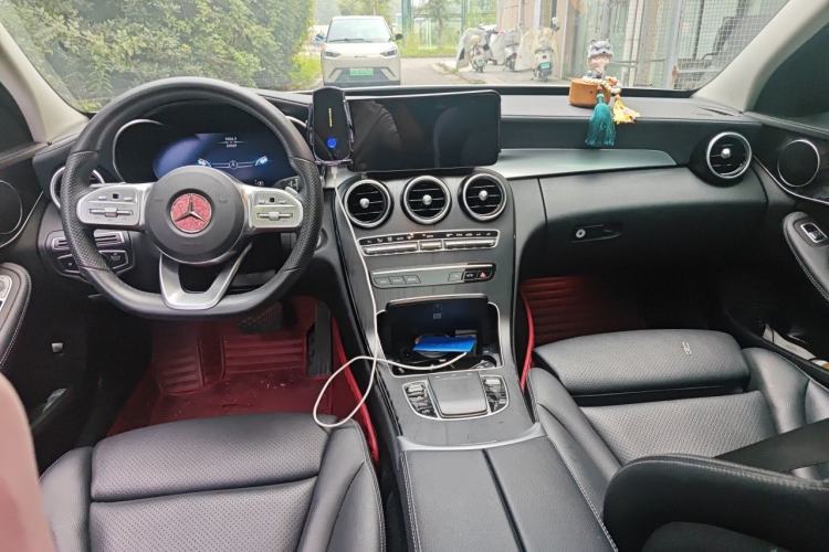 Used Mercedes-Benz C-Class 2021 C 260 L Sport Edition Center Console