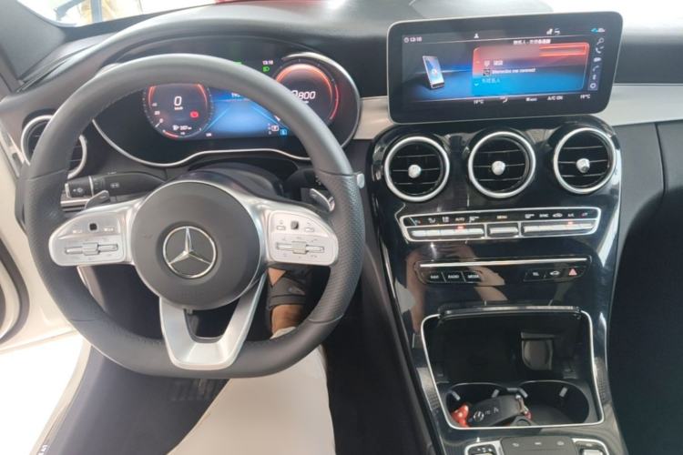 Used Mercedes-Benz C-Class 2021 C 260 Star Edition Center Console