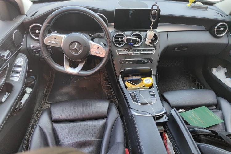 Used Mercedes-Benz C-Class 2021 C 200 L Fashion Edition Sport Version Center Console