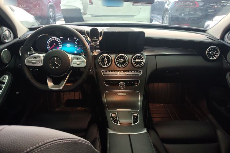 Used Mercedes-Benz C-Class 2021 C 260 L Sport Edition Star Collection Center Console