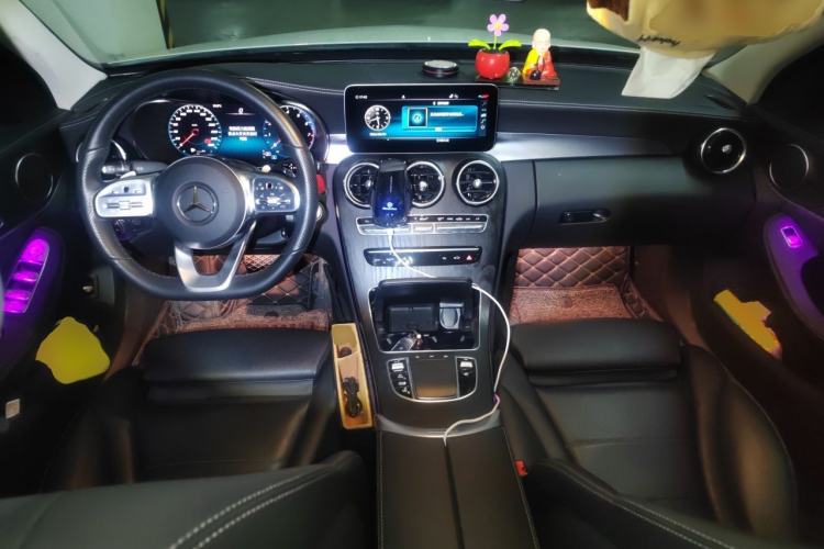 Used Mercedes-Benz C-Class 2021 C 200 L Fashion Edition Sport Version Center Console