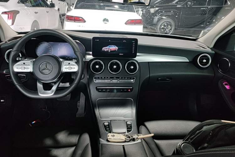 Used Mercedes-Benz C-Class 2021 C 200 L Fashion Edition Sport Version Center Console