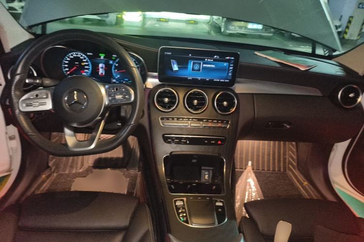 Used Mercedes-Benz C-Class 2021 C 260 L Sport Edition Center Console
