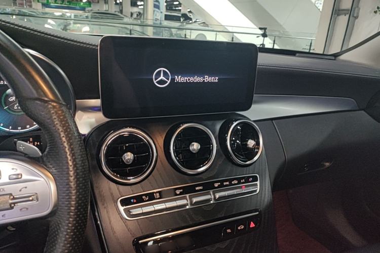 Used Mercedes-Benz C-Class 2021 C 260 L Sport Edition Center Console