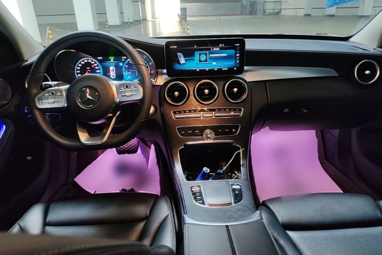 Used Mercedes-Benz C-Class 2021 C 260 L Sport Edition Star Collection Center Console