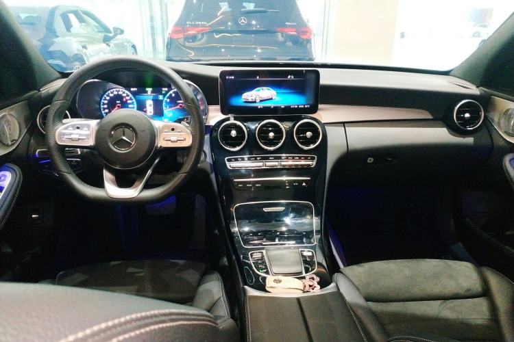 Used Mercedes-Benz C-Class 2021 C 260 Star Edition Center Console