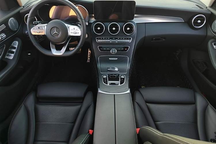 Used Mercedes-Benz C-Class 2021 C 260 L Sport Edition Star Collection Center Console