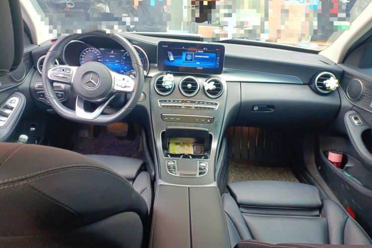Used Mercedes-Benz C-Class 2021 C 200 L Fashion Edition Sport Version Center Console