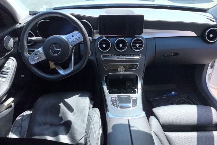 Used Mercedes-Benz C-Class 2021 C 260 L Sport Edition Star Collection Center Console